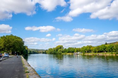 Nehir Ochsenfurt, Bavyera, Almanya 