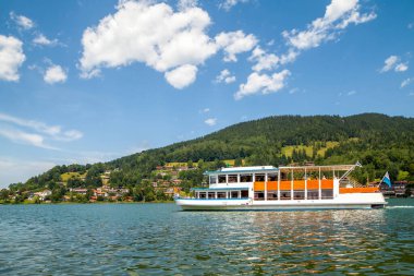 Tegernsee ve Rottach Egern üzerinde Panorama Manzarası, Almanya 