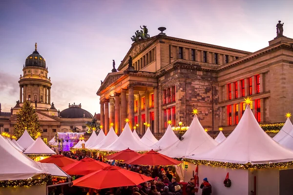 Berlín Gendarmenmarkt Mercado Navidad — Foto de Stock