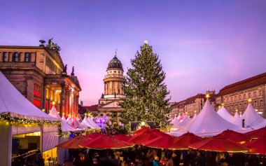 Berlin, Jandarma, Noel Pazarı 