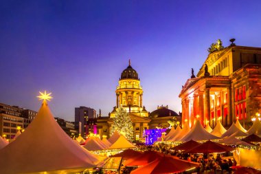 Berlin, Jandarma, Noel Pazarı 
