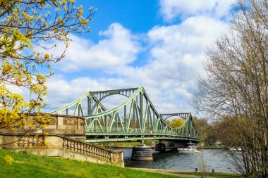 Glienicker Köprüsü, Potsdam, Almanya 