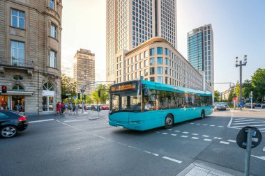 Frankfurt 'taki Şehir Otobüsü am Main, Almanya 