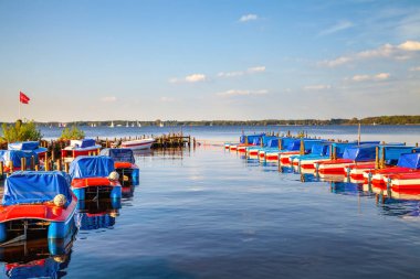 Lake, Bad Zwischenahn, Lower Saxony, Almanya 