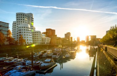Medienhafen, Duesseldorf, Almanya 'da Media Marina 