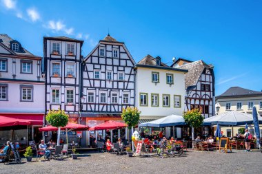 Pazar, Linz am Rhein, Almanya 