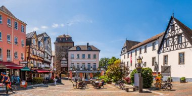 Pazar, Linz am Rhein, Almanya 