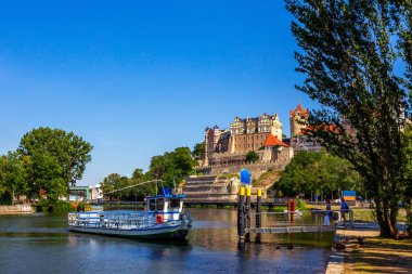 Bernburg, Almanya 'da nehir geçidi 