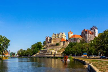 Bernburg, Almanya 'da nehir geçidi 