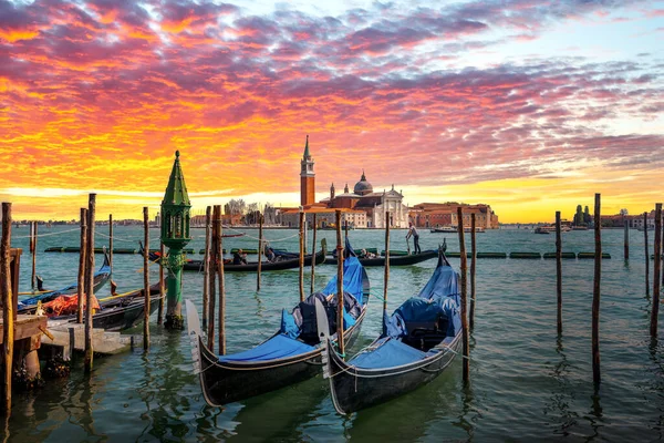 ヴェネツィア イタリアのサンジョルジョ マッジョーレへの眺め — ストック写真