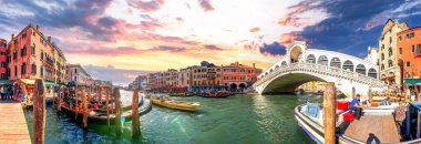 Rialto Köprüsü, Venedik, İtalya 