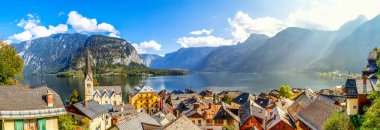 Avusturya 'nın tarihi Hallstatt kenti 