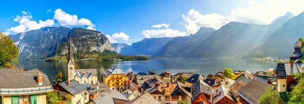 Avusturya 'nın tarihi Hallstatt kenti 