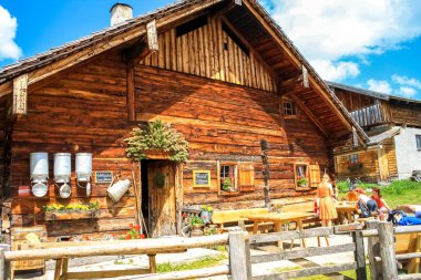 Tauernkarleitenalm, Avusturya 'da Obertauern, 