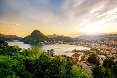 Lugano, İsviçre 'ye bak. 