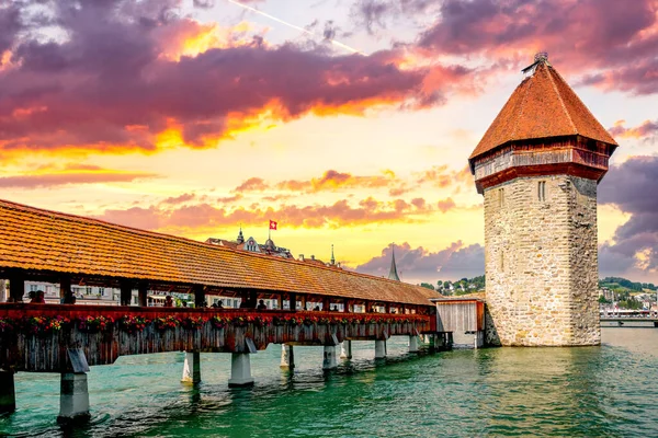 Şapel Köprüsü, Lucerne, İsviçre