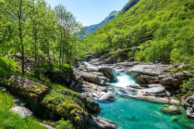 Tessin, İsviçre 'deki güzel Lavertezzo Köyü 