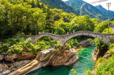 Tessin, İsviçre 'deki güzel Lavertezzo Köyü 