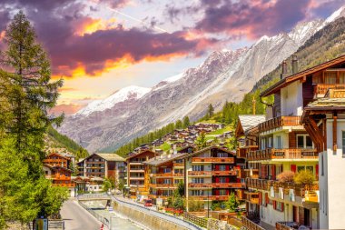 Güzel köy Zermatt, İsviçre 
