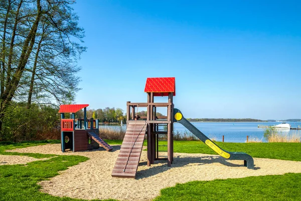 Almanya 'da Çocuklar için Çocuk Bahçesi 