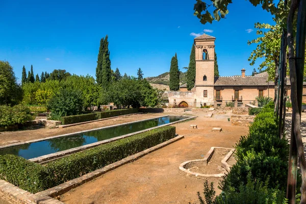 Granada, İspanya 'da Tarihi Alhambra 