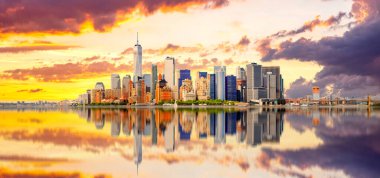 New York City, Skyline and Brooklyn Bridge, USA  