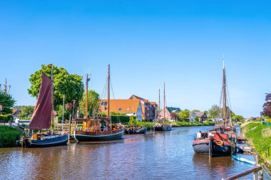 Carloinensiel 'deki Old Marina, Doğu Friesland, Kuzey Denizi, Almanya 