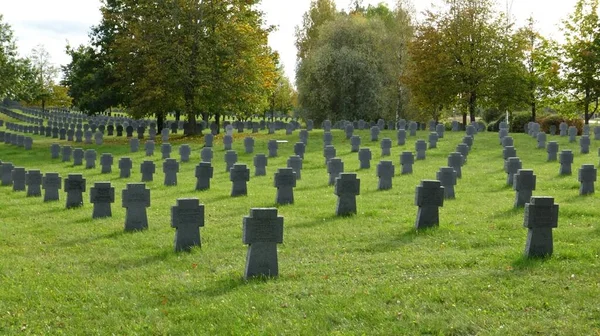 Kasım 2020 Saldus Kasabası Yakınlarındaki Letonya Daki Alman Askeri Mezarlığı — Stok fotoğraf