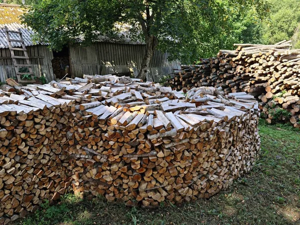 Chopped Firewood Piled Piles Harvested Winter Season Village — Fotografia de Stock