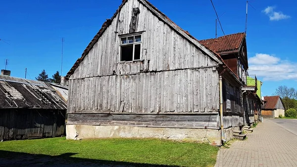 Very Old Wooden House Barn Latvian City Kandava May 2020 — Stock Photo, Image
