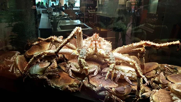 Large Sea Crabs Aquarium Kitchen Prepared Healthy Meal — Stock Photo, Image
