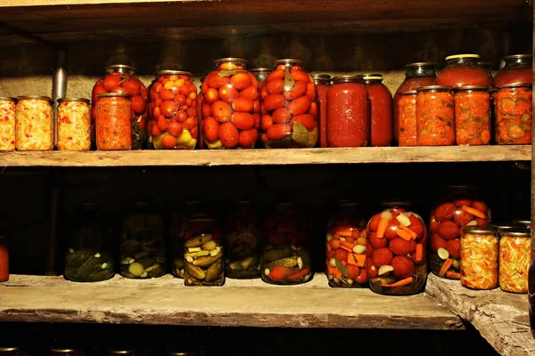 Home Made Vegetables Canned Glass Jars Displayed Shelves Basement — Stock Photo, Image