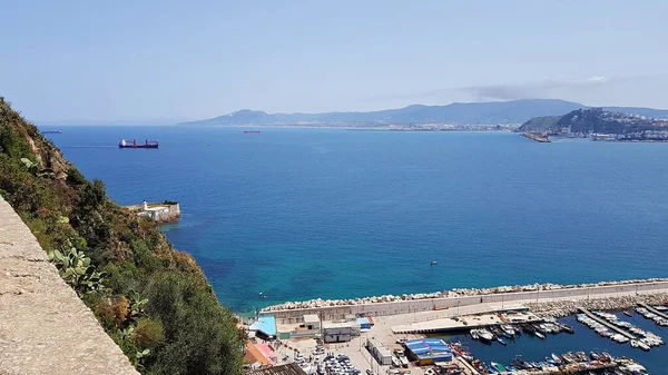 2018 Yılının Güneşli Bir Nisan Günü Cezayir Skikda Limanının Panoraması — Stok fotoğraf