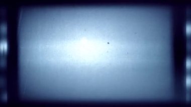 Eski bir film olarak biçimlendirilmiş üst üste dizinin varyantı