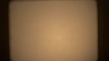 Eski bir film olarak biçimlendirilmiş üst üste dizinin varyantı