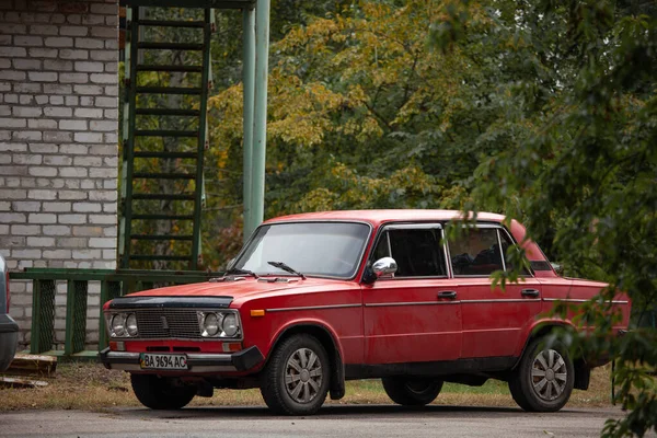 Vörös Autó Vaz Szovjetunió — Stock Fotó