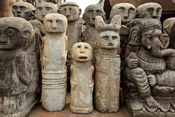 Індонезійські Скульптури Продаж Традиційних Балійських Скульптур Убуді Балі — стокове фото