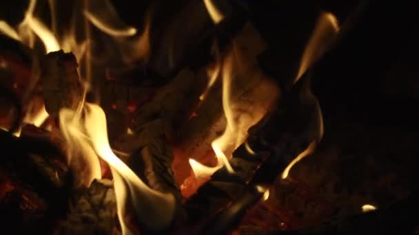 Extreme Close Some Wood Burning Fireplace Slowmotion — Αρχείο Βίντεο