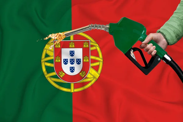 Portugal Vlag Close Shot Golvende Achtergrond Textuur Met Brandstofpomp Mondstuk — Stockfoto