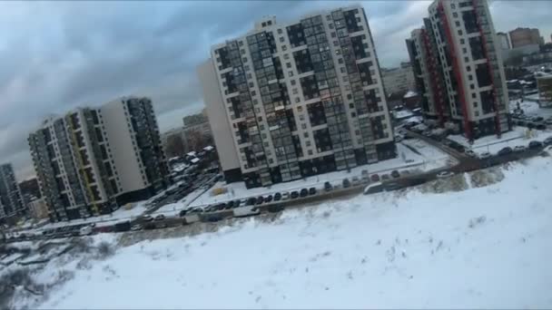 Quadcopter Test Uçuşları Kış Saha Stadyum Beyaz Kar Kuş Bakışı — Stok video