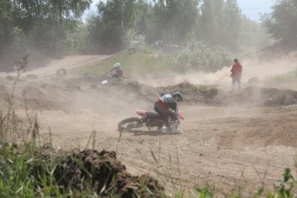 Tyumen Tyumen Region Rusko Června 2019 Lidé Motocyklech Soutěží První — Stock fotografie