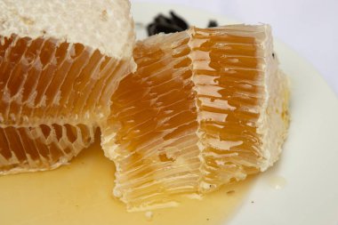 Saf bal. Orijinal organik. Lezzetli yemekler.  