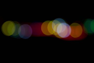 Renkli ışık efektleriyle siyah arkaplan. Görüntü efektli arka plan. Soyut arkaplan dokusu  