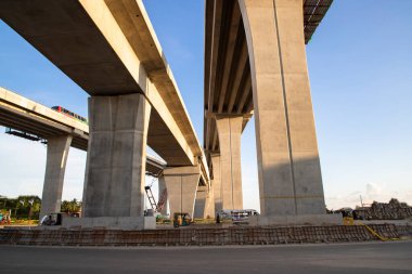 Munshigonj-Dhaka, Bangladeş 'teki Padma çok amaçlı köprüsünün gökyüzüne bakan görüntüsü
