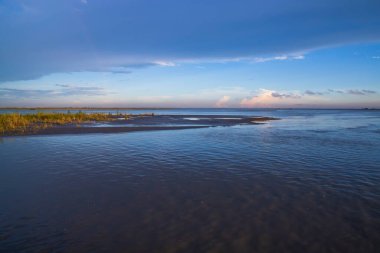 Bangladeş 'teki Padma nehrinin güzel manzarası