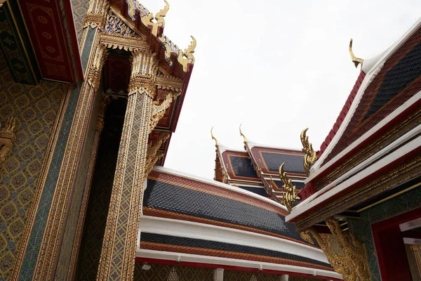 Bangkok Thailand Februari 2022 Buitenkant Van Een Boeddhistische Tempel Versierd — Stockfoto