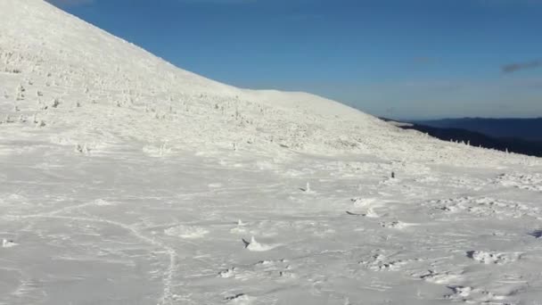 Vista Aérea Del Paisaje Cordillera Nieve Imágenes Drones Invierno Montañas — Vídeos de Stock