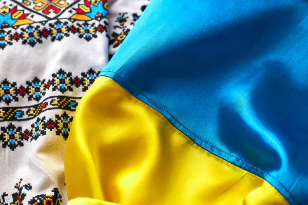 Український Традиційний Одяг Український Прапор Жовті Блакитні Кольори День Пам — стокове фото