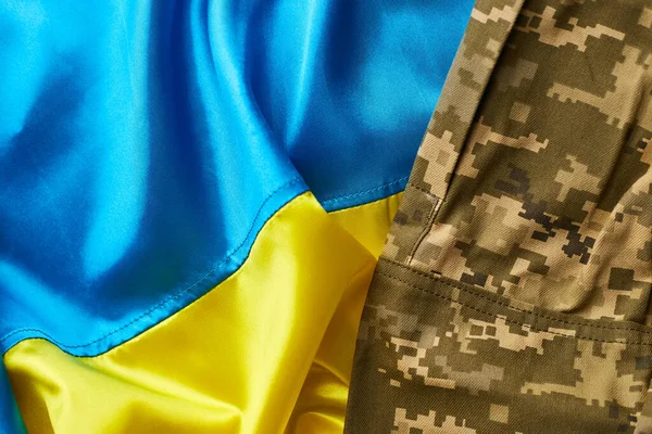 Drapeau Ukraine Uniforme Militaire Soldat Ukrainien Forces Armées Ukraine — Photo