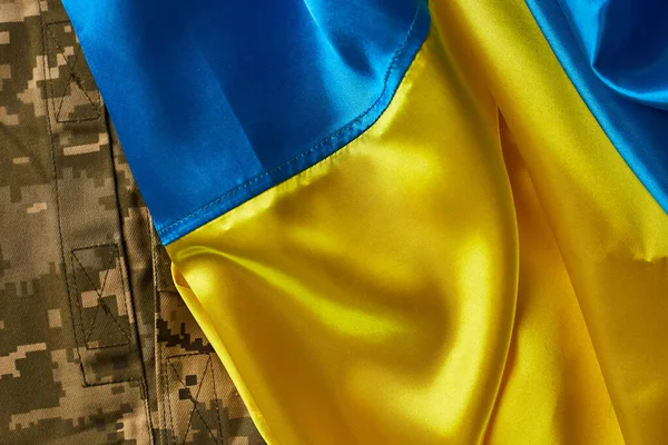 Bandeira Ucrânia Uniforme Militar Soldado Ucraniano Forças Armadas Ucrânia — Fotografia de Stock